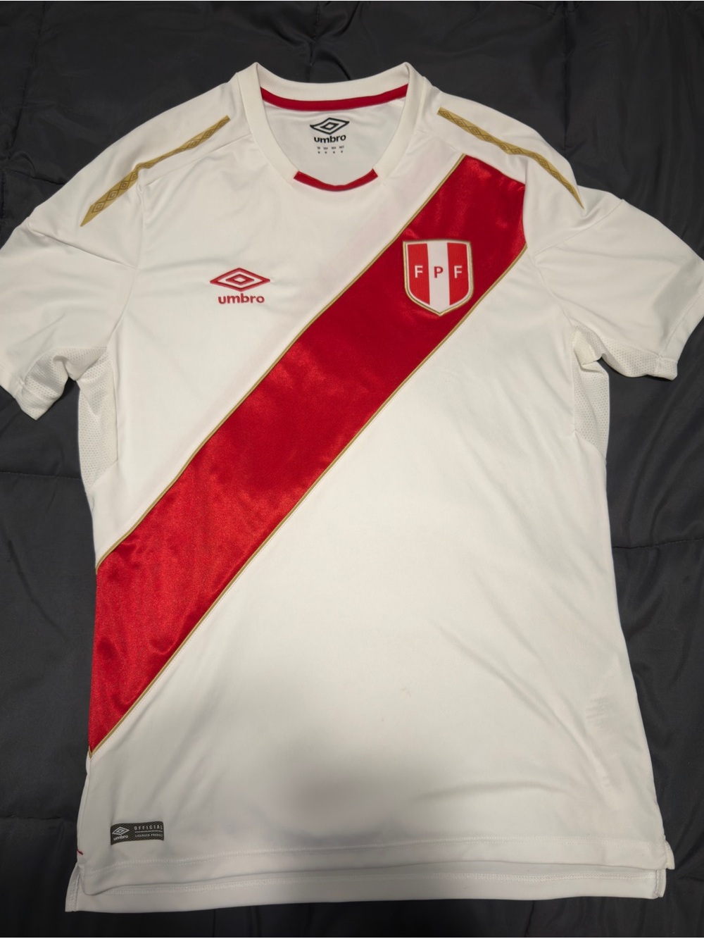 Peru 2018 World Cup Home Jersey - Umbro